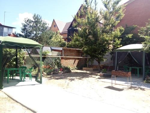 Голубицкая: Guest house Akvarel