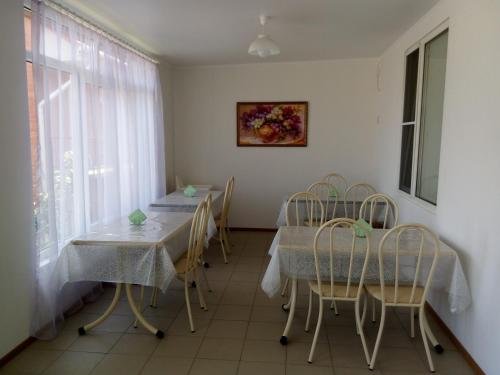 Голубицкая: Guest house Akvarel