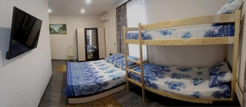 Голубицкая: Guest house Akvarel