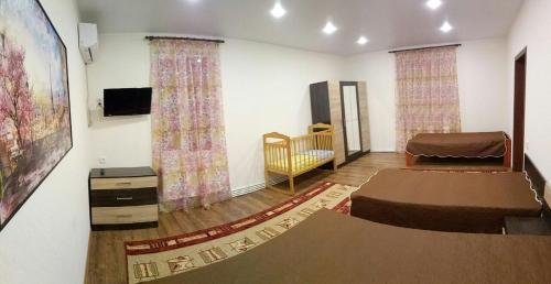 Голубицкая: Guest house Akvarel