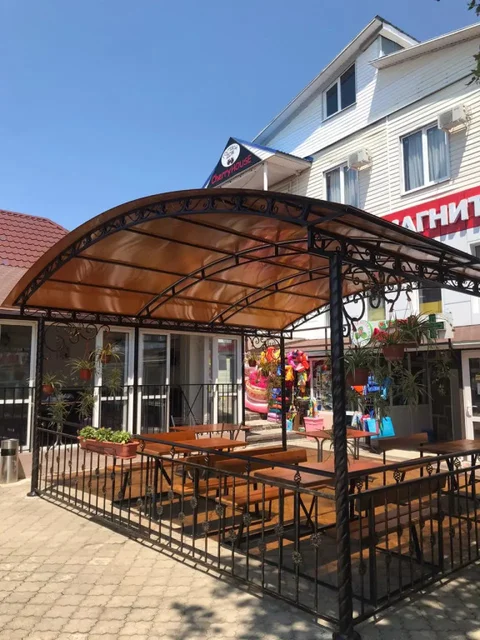 Вишнёвка: Cherry House