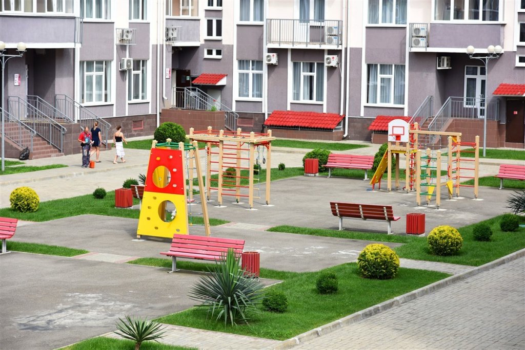 Адлер: Barkhatnie Sezony Family Quarter