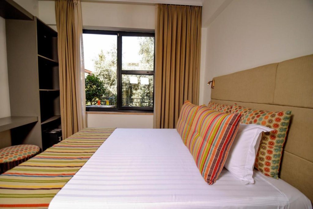 Анталья: Peaceful Flat Near Hadrians Gate
