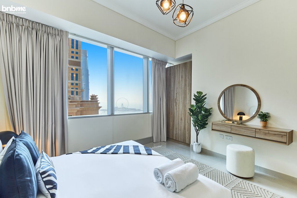 Дубай: Апартаменты Bnbmehomes 54th Floor Sea View Heart of Marina - 5407