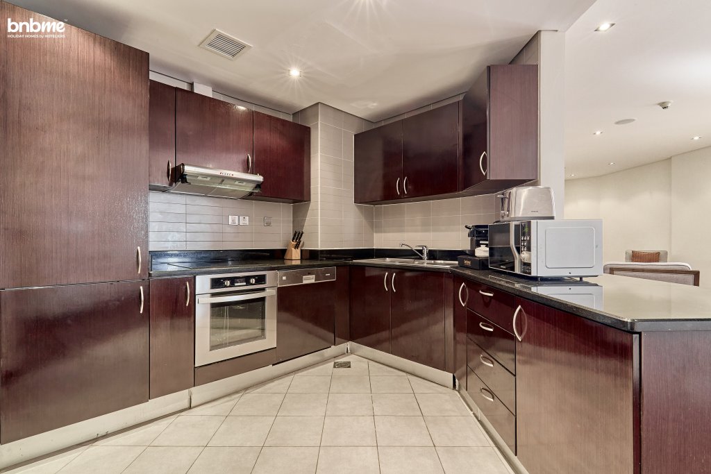 Дубай: Апартаменты Bnbmehomes  Lux Living Redefined Palm Jumeirah - 507