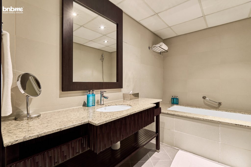 Дубай: Апартаменты Bnbmehomes  Lux Living Redefined Palm Jumeirah - 507