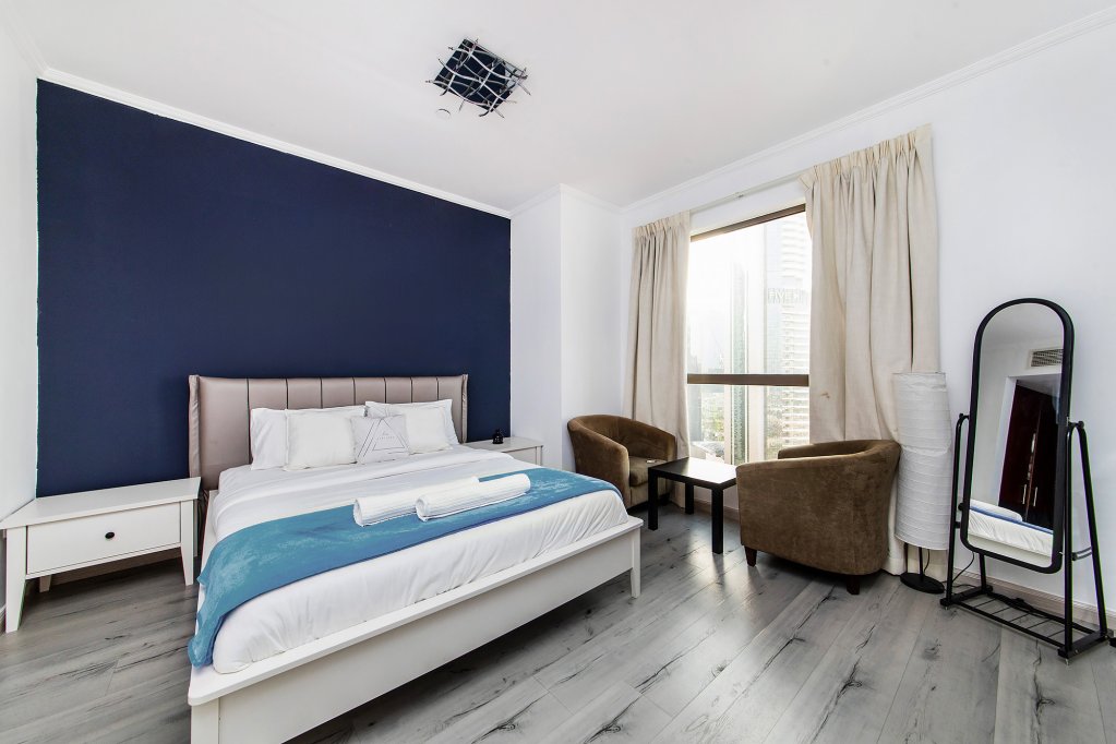 Дубай: Апартаменты Dubai Marina 1BR with amazing sea view at Murjan 2