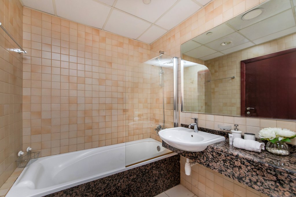 Дубай: Апартаменты Dubai Marina 1BR with amazing sea view at Murjan 2
