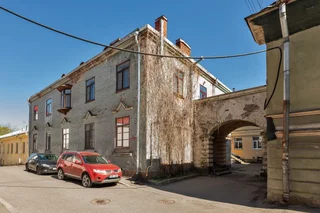 Выборг: Апартаменты J&N Apartments с камином и летней террасой в самом центре исторического Выборга Краснофлотская 1