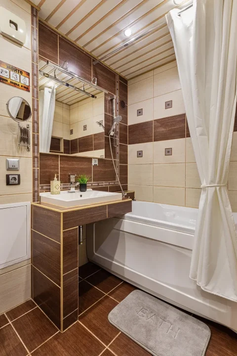 Выборг: Апартаменты J&N Apartments Двухкомнатные с гидромассажной ванной Советская 10