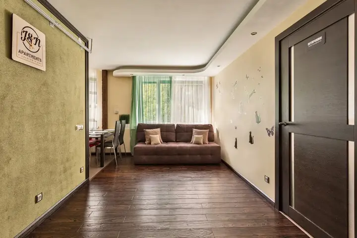 Выборг: Апартаменты J&N Apartments Двухкомнатные с гидромассажной ванной Советская 10