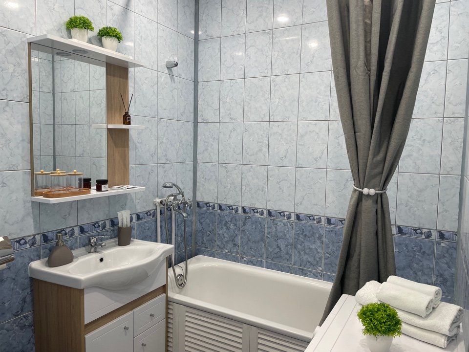 Выборг: Апартаменты J&N Apartments Трёхместная студия с балконом в центре города Московский 16