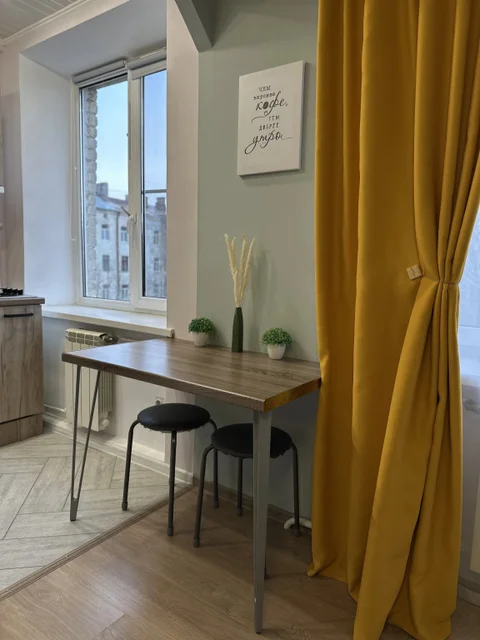 Выборг: Апартаменты J&N Apartments Трёхместная студия с балконом в центре города Московский 16