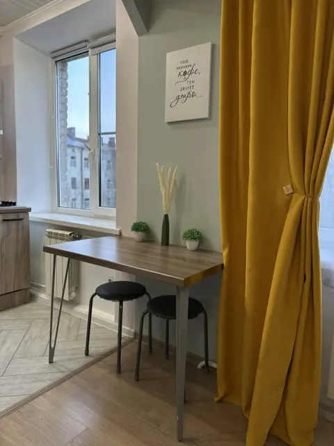 Выборг: Апартаменты J&N Apartments Трёхместная студия с балконом в центре города Московский 16