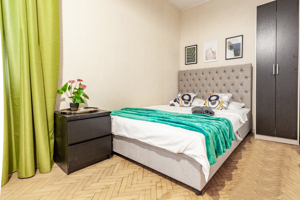 Москва: Апартаменты Герасима Курина 4к3