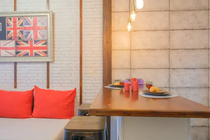 Санкт-Петербург: Апартаменты MyhomeYourhome на Образцовой