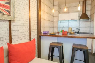 Санкт-Петербург: Апартаменты MyhomeYourhome на Образцовой