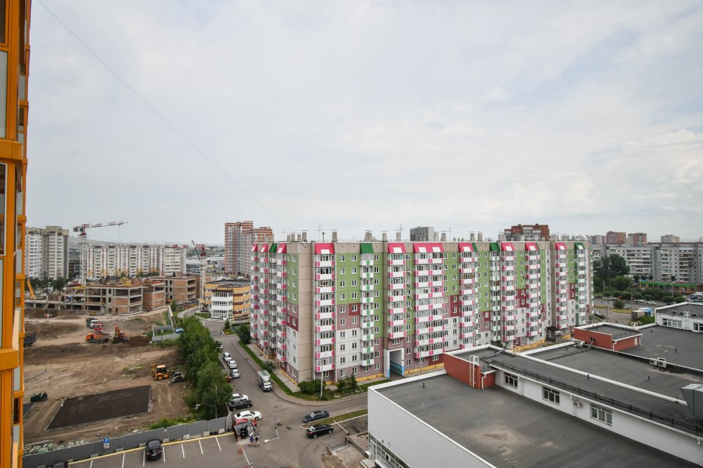 Красноярск: Квартира Двухкомнатная Комсомольский проспект Северный микр Советский район