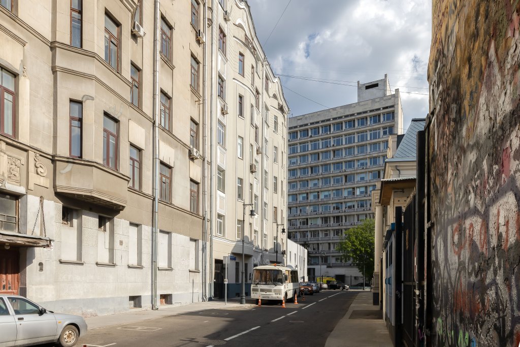 Москва: Квартира Кривоарбатский пер д 3 1.1