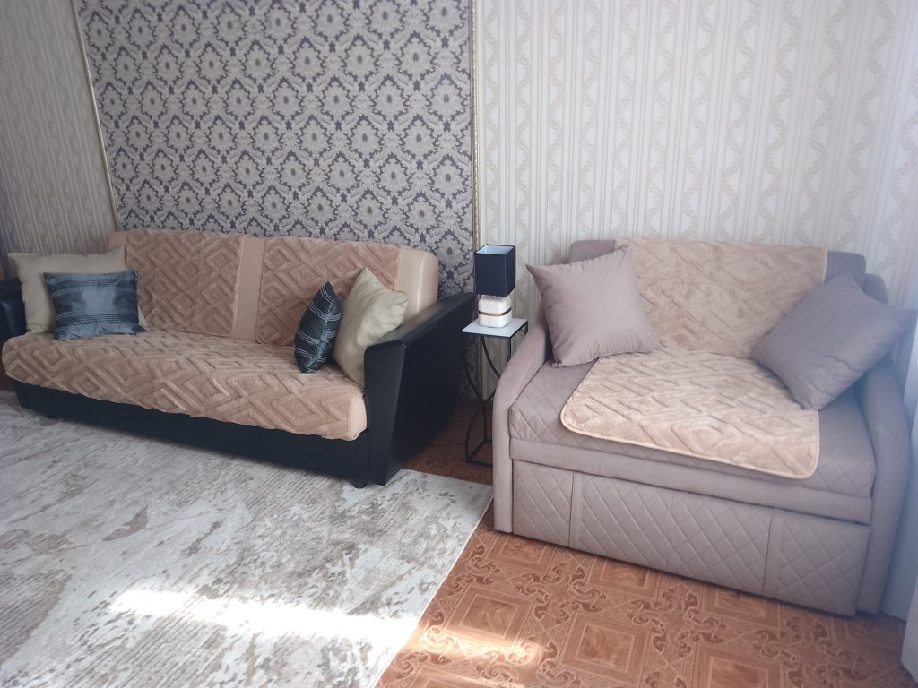 Петропавловск-Камчатский: Квартира Двухкомнатная в Удобном Районе