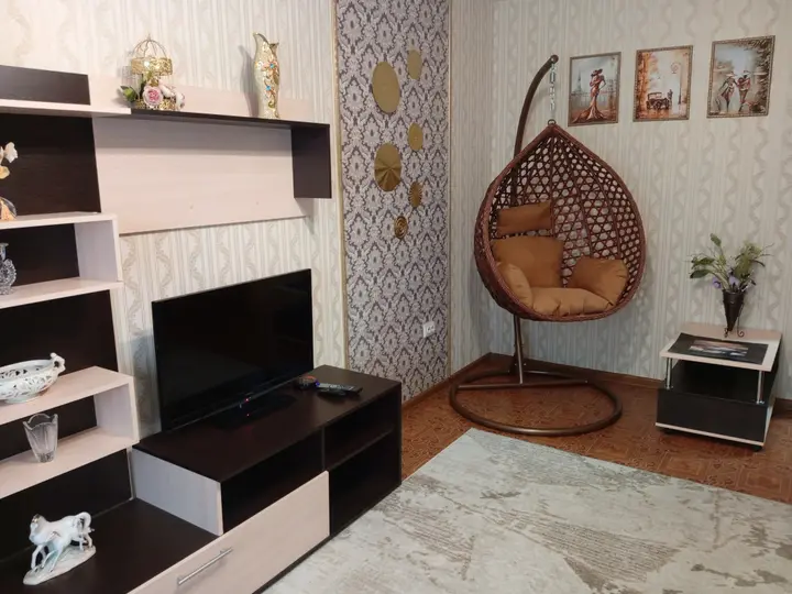 Петропавловск-Камчатский: Квартира Двухкомнатная в Удобном Районе
