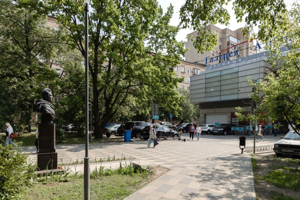 Москва: Квартира на Черняховского