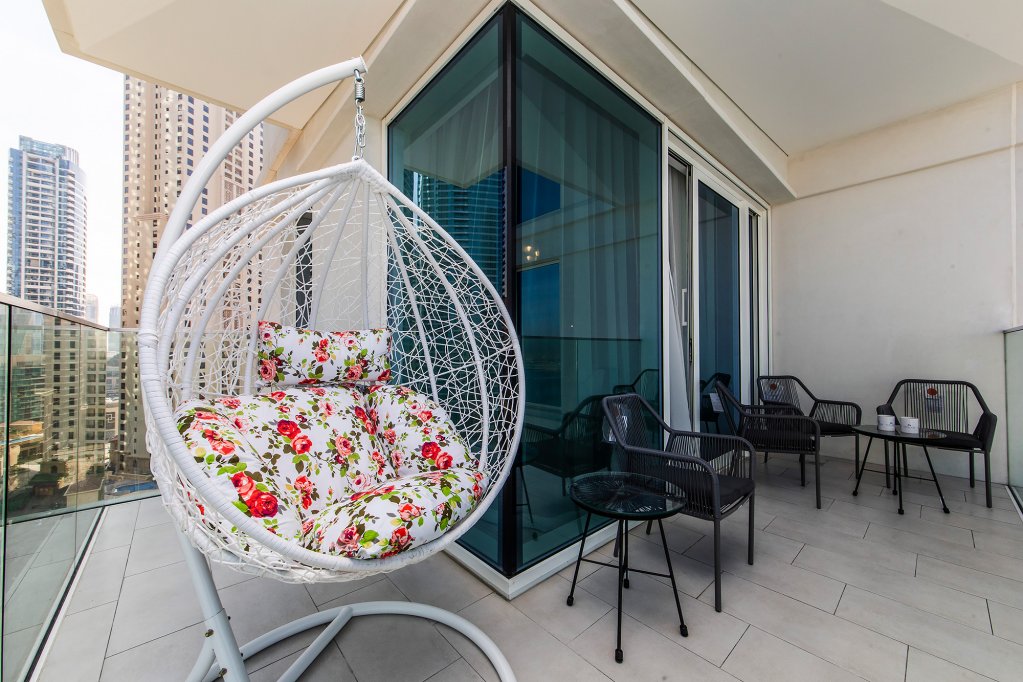 Дубай: Апартаменты Luxury 2Br at La Vie with beautiful sea view