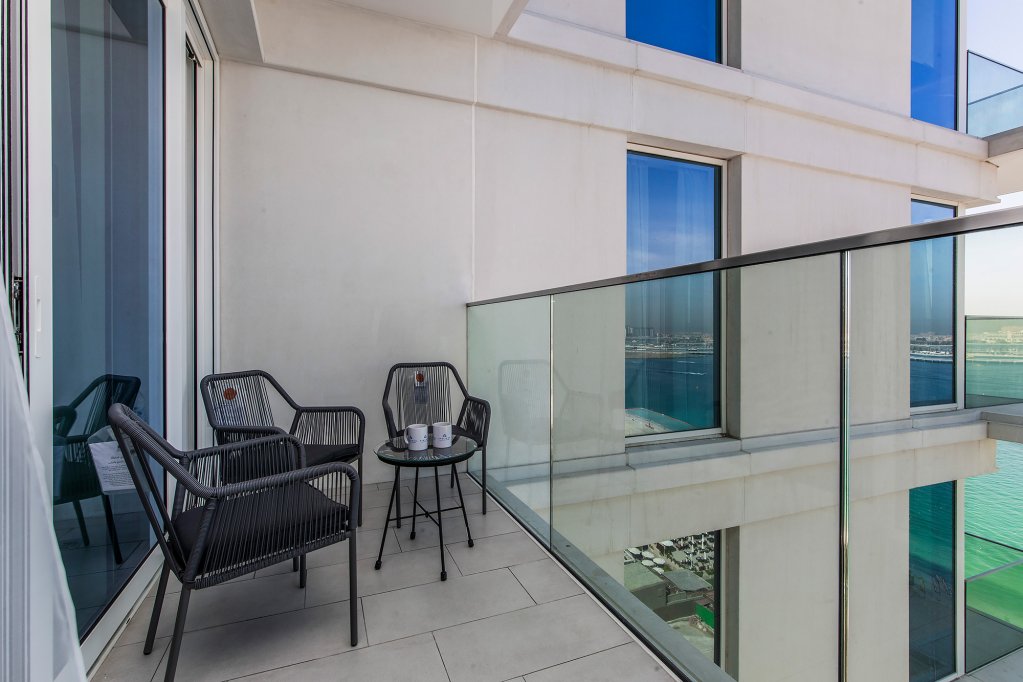 Дубай: Апартаменты Luxury 2Br at La Vie with beautiful sea view