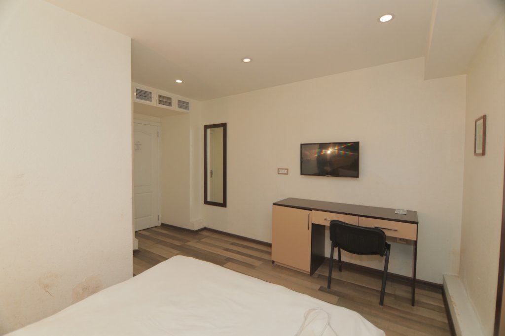 Баку: Отель Garden Inn Nizami Hotel