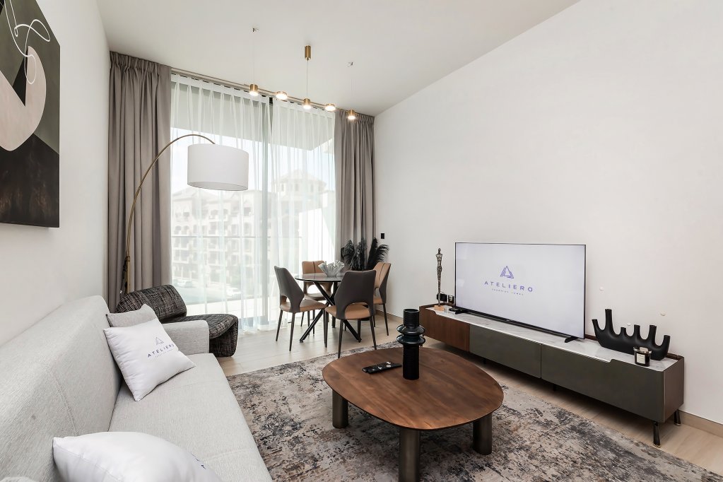 Дубай: Апартаменты Excellent 1BR in Binghatti Crescent