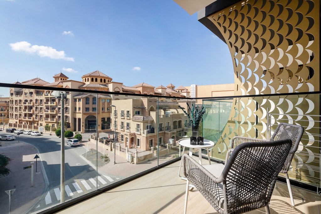 Дубай: Апартаменты Excellent 1BR in Binghatti Crescent