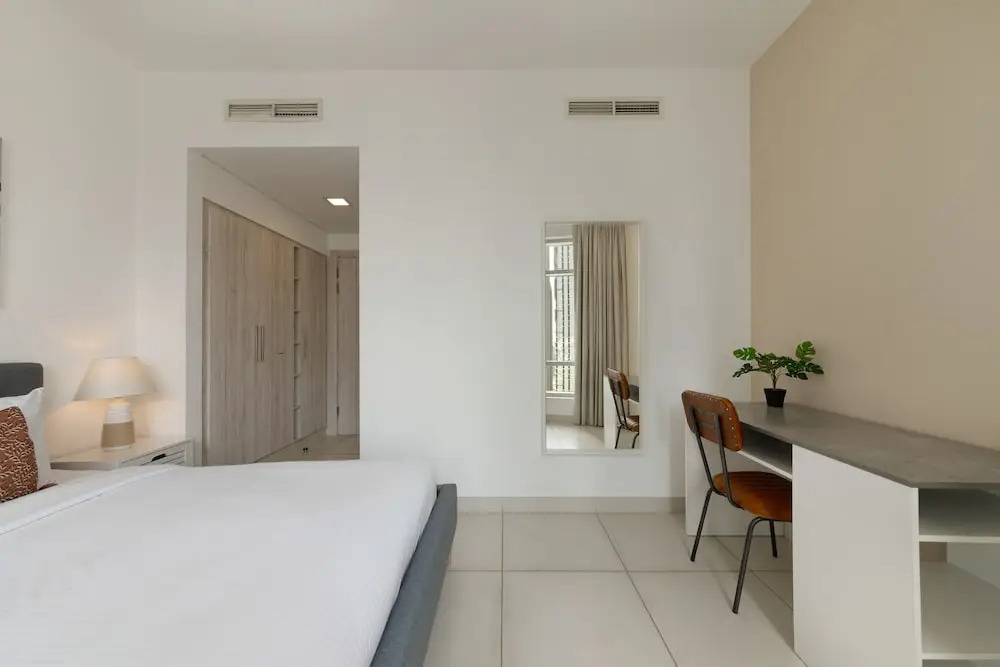 Дубай: Maison Privee - Central Dubai Apt w/Danish Twist & Burj Khalifa Vws