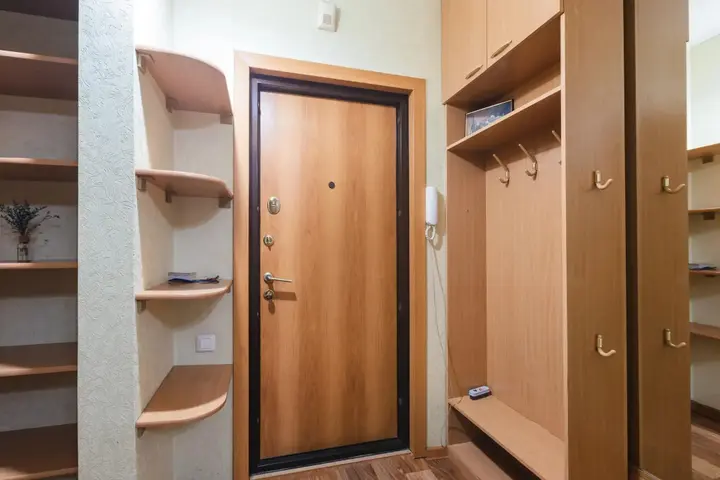 Красноярск: Суточно на улице Батурина