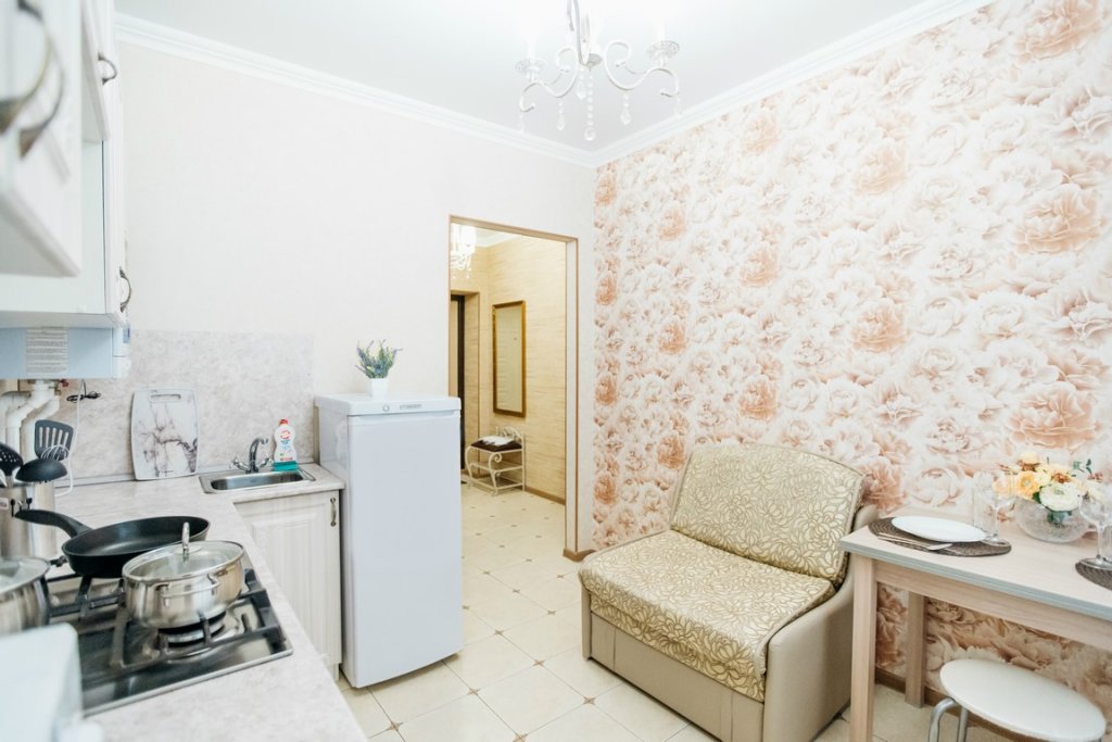 Калуга: Квартира Апартаменты на Пухова 31 2 этаж