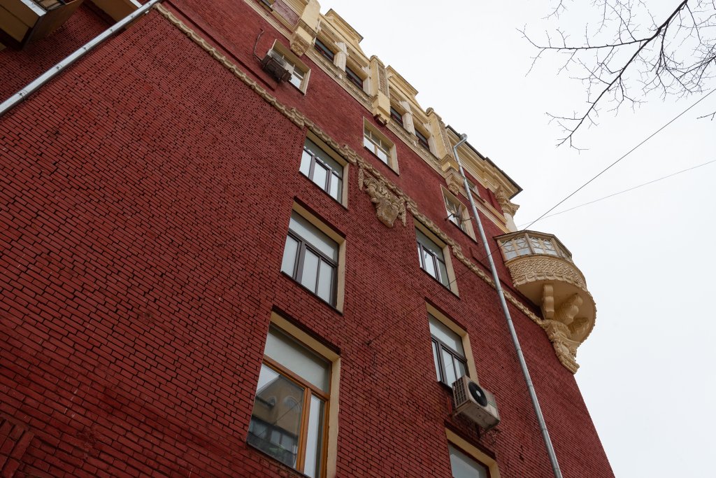 Москва: Квартира В Доме Поэтов на Патриарших Прудах