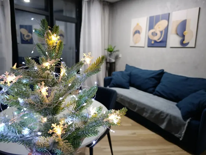 Алушта: Апартаменты с отдельной спальней LS-Lux-Soft Blue с видом на море и горы с 10 этажа
