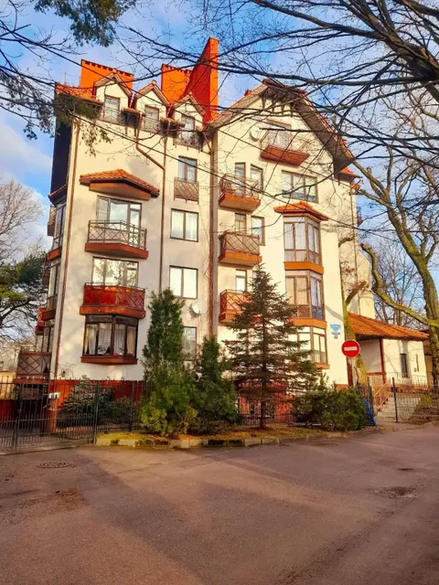 Светлогорск: Sunny Svetlogorsk 4 (Санни Светлогорск 4) на улице Аптечная 2