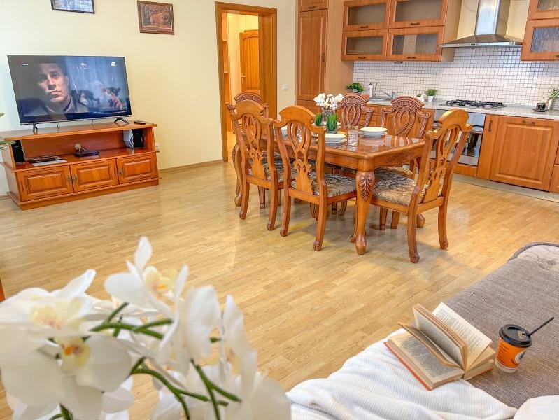 Светлогорск: Sunny Svetlogorsk 6 (Санни Светлогорск 6) на переулке Гагарина