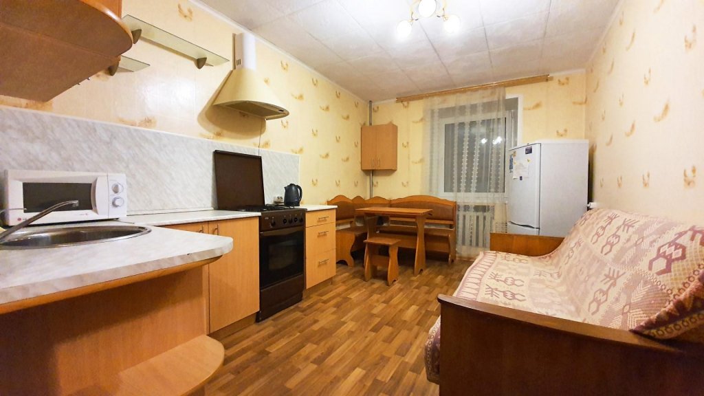 По суткам 33 на проспекте Строителей 15Д — фото 6