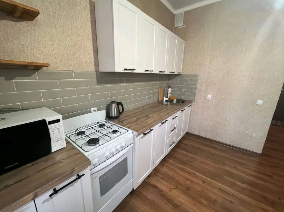 Костанай: Квартира на Толстого 25