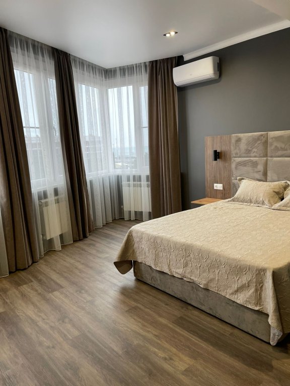 carousel image 3