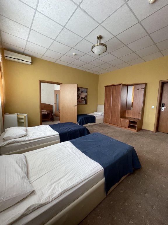 Троицк: Мебелированные комнаты Отель HOTEL OH SOVIET
