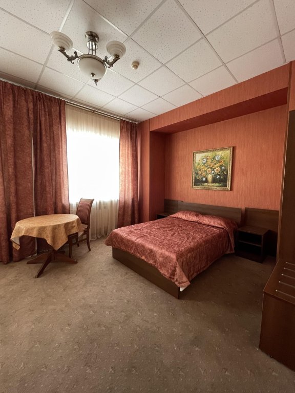Троицк: Мебелированные комнаты Отель HOTEL OH SOVIET