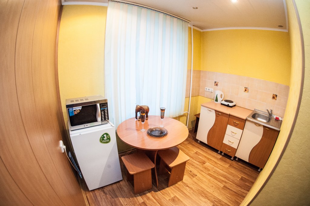 Красноярск: Квартира на Парижской Коммуны 42а 1