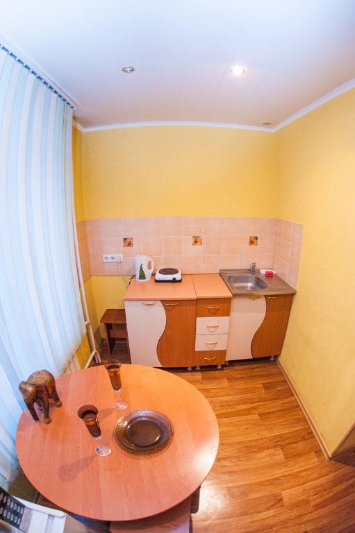 Красноярск: Квартира на Парижской Коммуны 42а 1