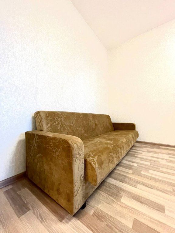 Красноярск: Квартира на Парижской Коммуны 42А 7