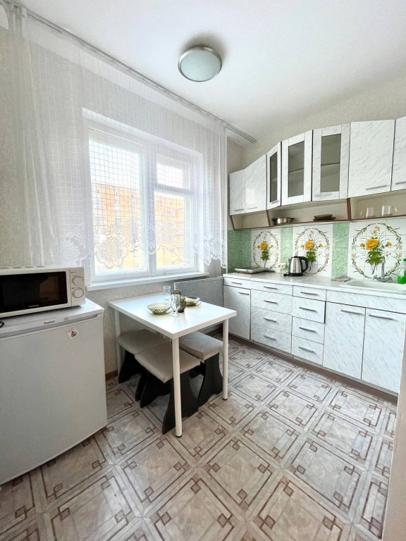 Красноярск: Квартира на Парижской Коммуны 42А 7