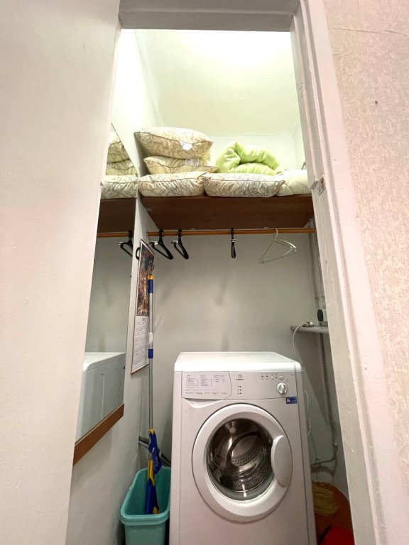Красноярск: Квартира на Парижской Коммуны 42А 7