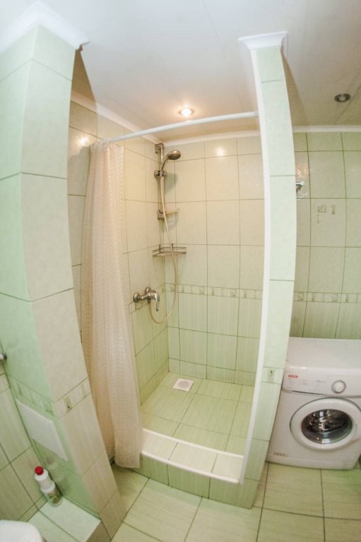 Красноярск: Квартира на Парижской Коммуны 42А