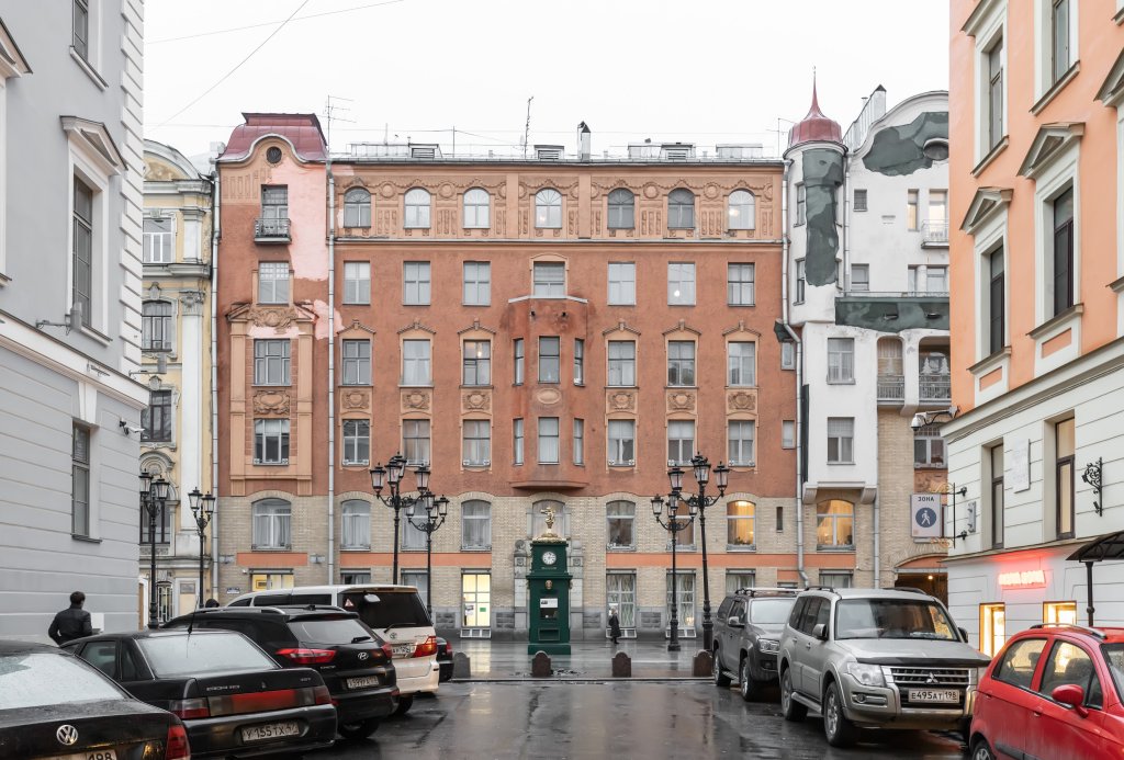 Санкт-Петербург: Апартаменты Город Рек у Спаса На Крови New
